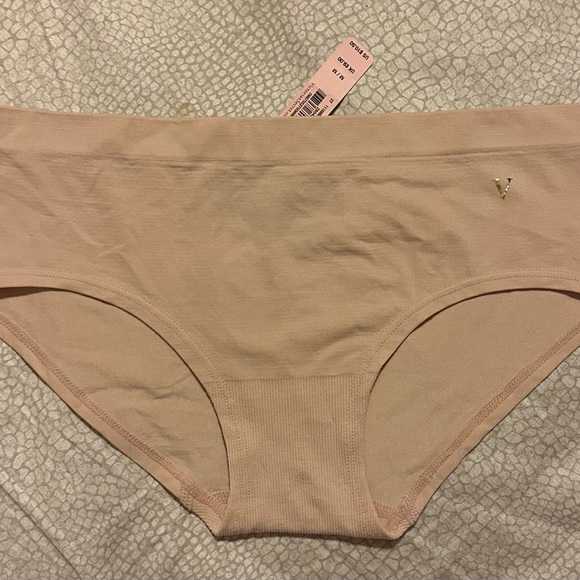 NWT - Lot of 9 various styles, Victorias Secret underwear, never worn - Picture 5 of 9